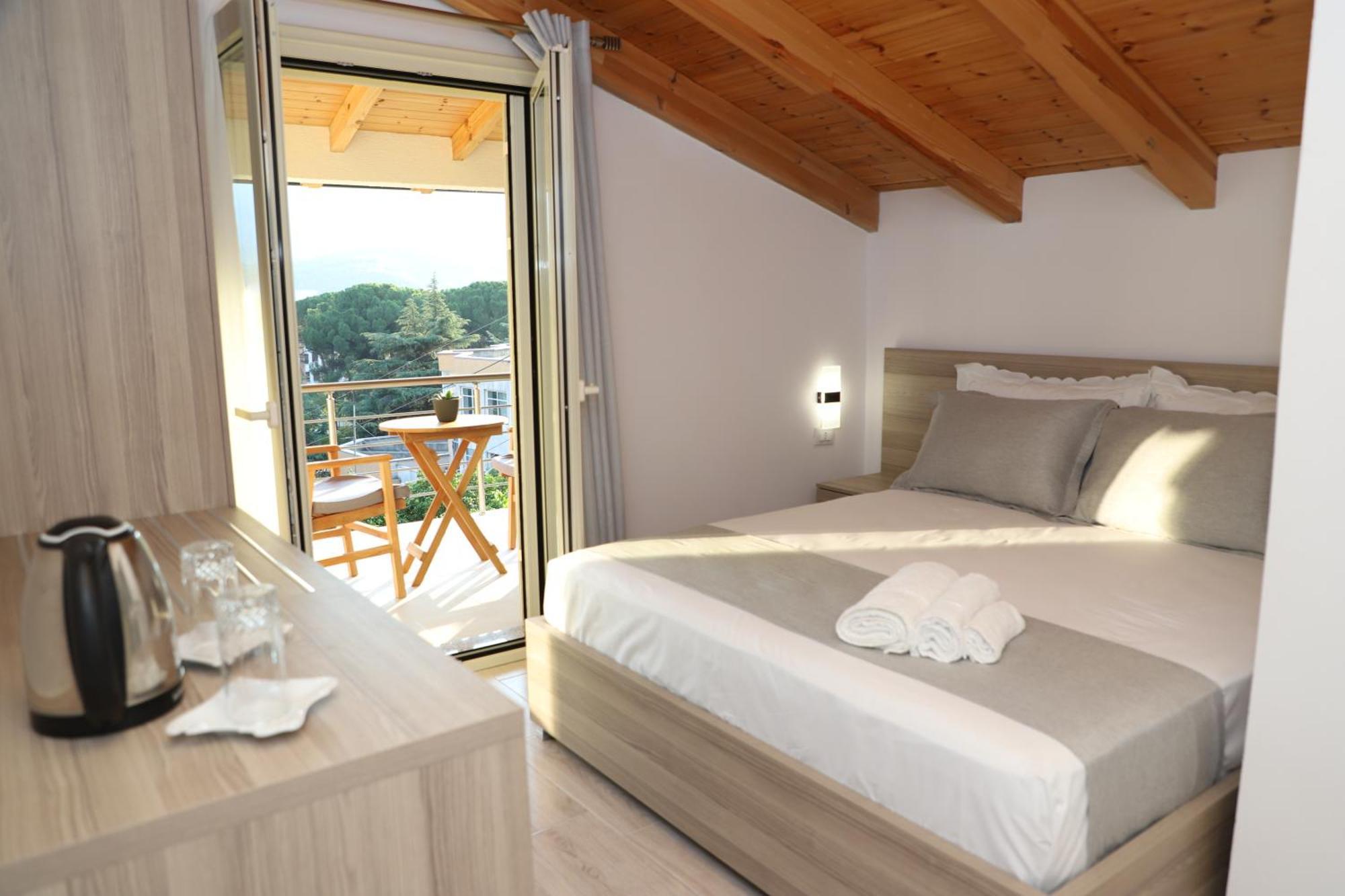 Guesthouse Kazazi Μπεράτ Εξωτερικό φωτογραφία