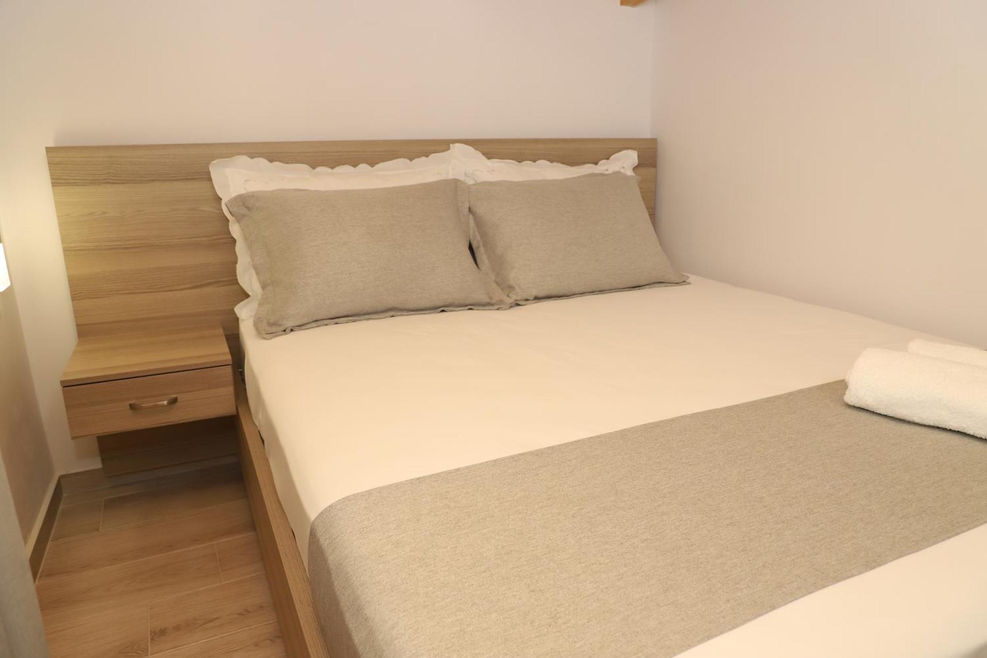 Guesthouse Kazazi Μπεράτ Εξωτερικό φωτογραφία