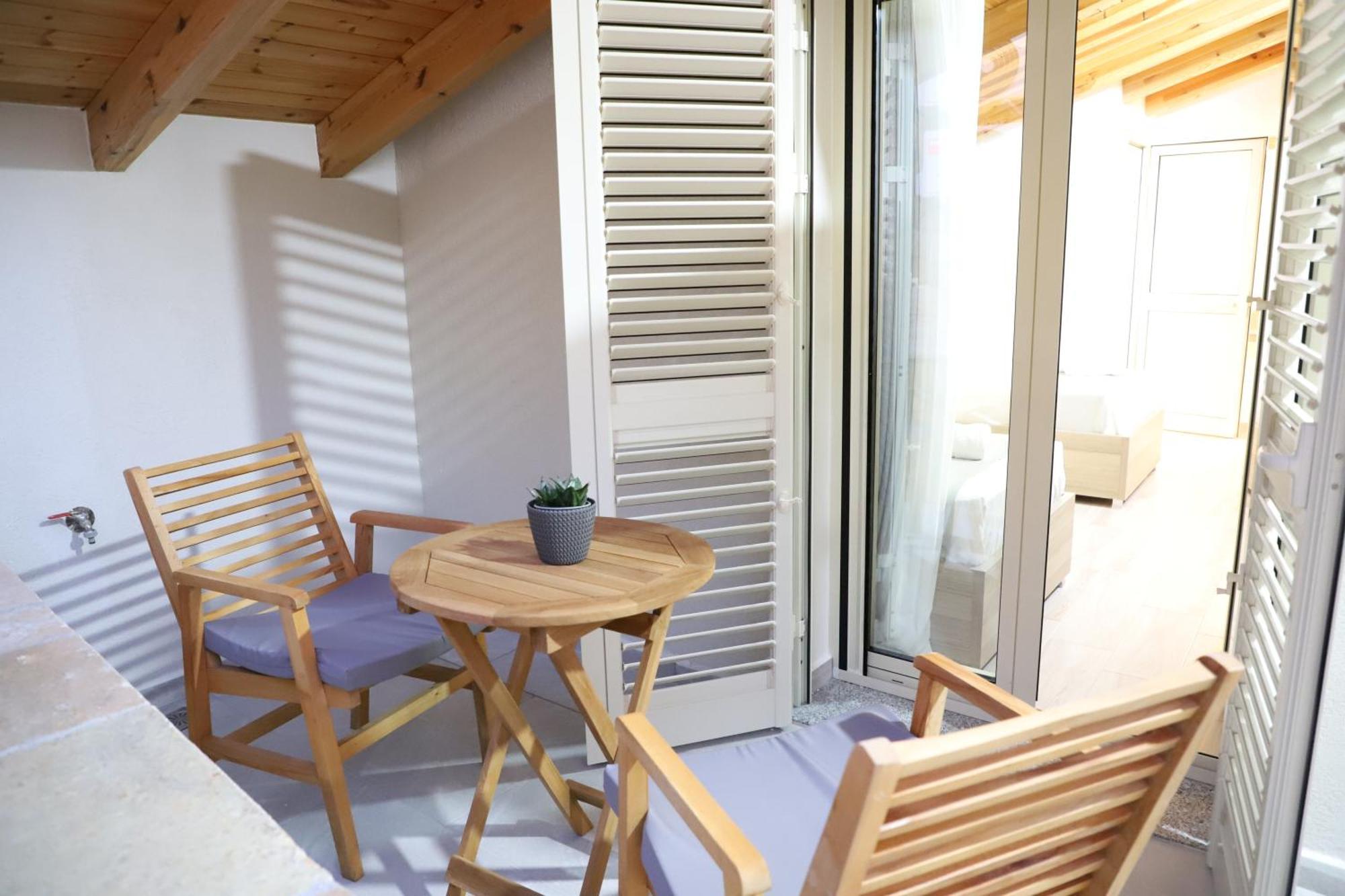 Guesthouse Kazazi Μπεράτ Εξωτερικό φωτογραφία
