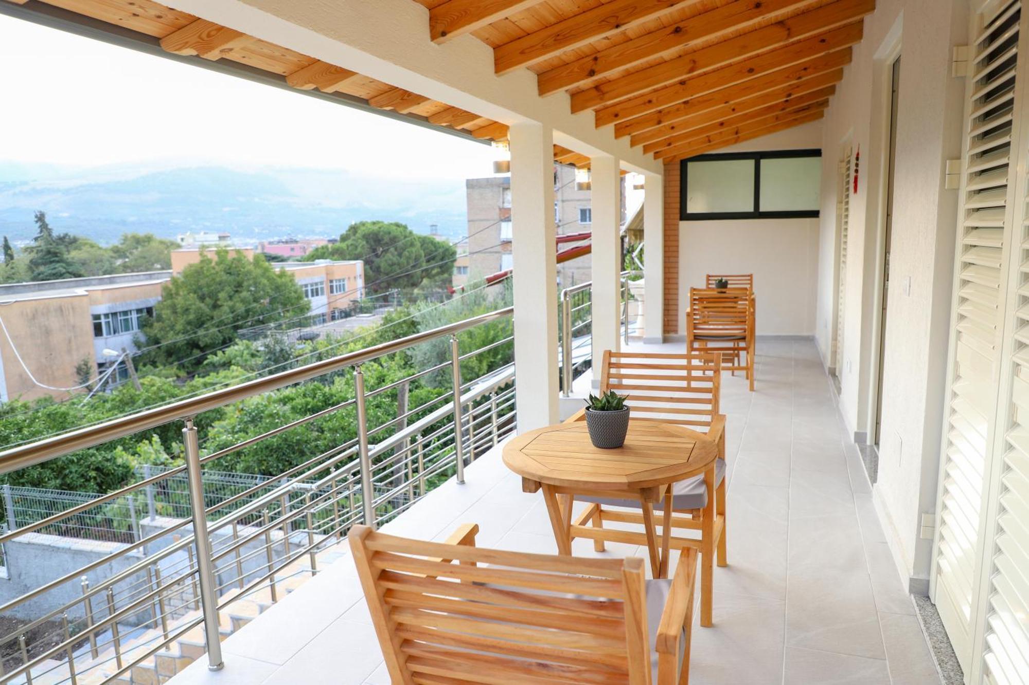 Guesthouse Kazazi Μπεράτ Εξωτερικό φωτογραφία